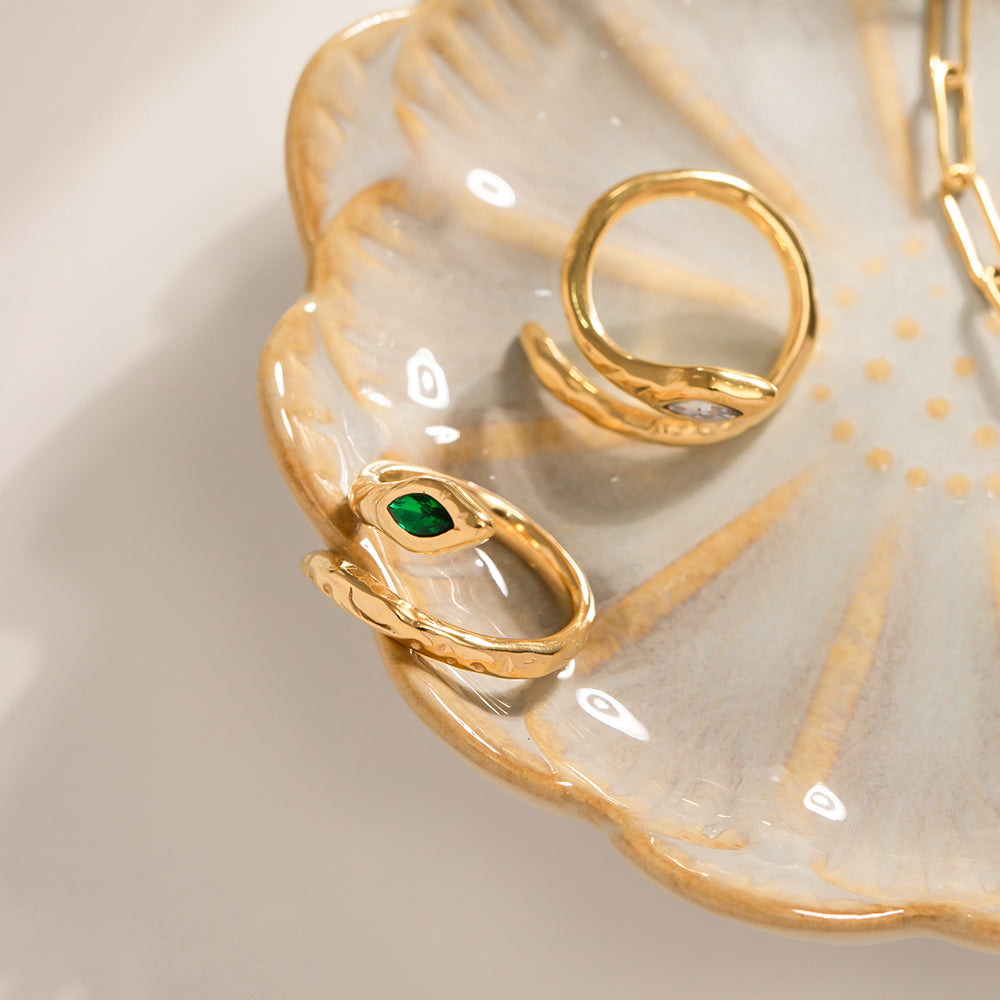 The Emerald Viper Wrap