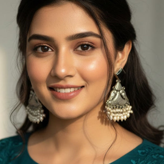 Pearl Winged Songbirds - Black