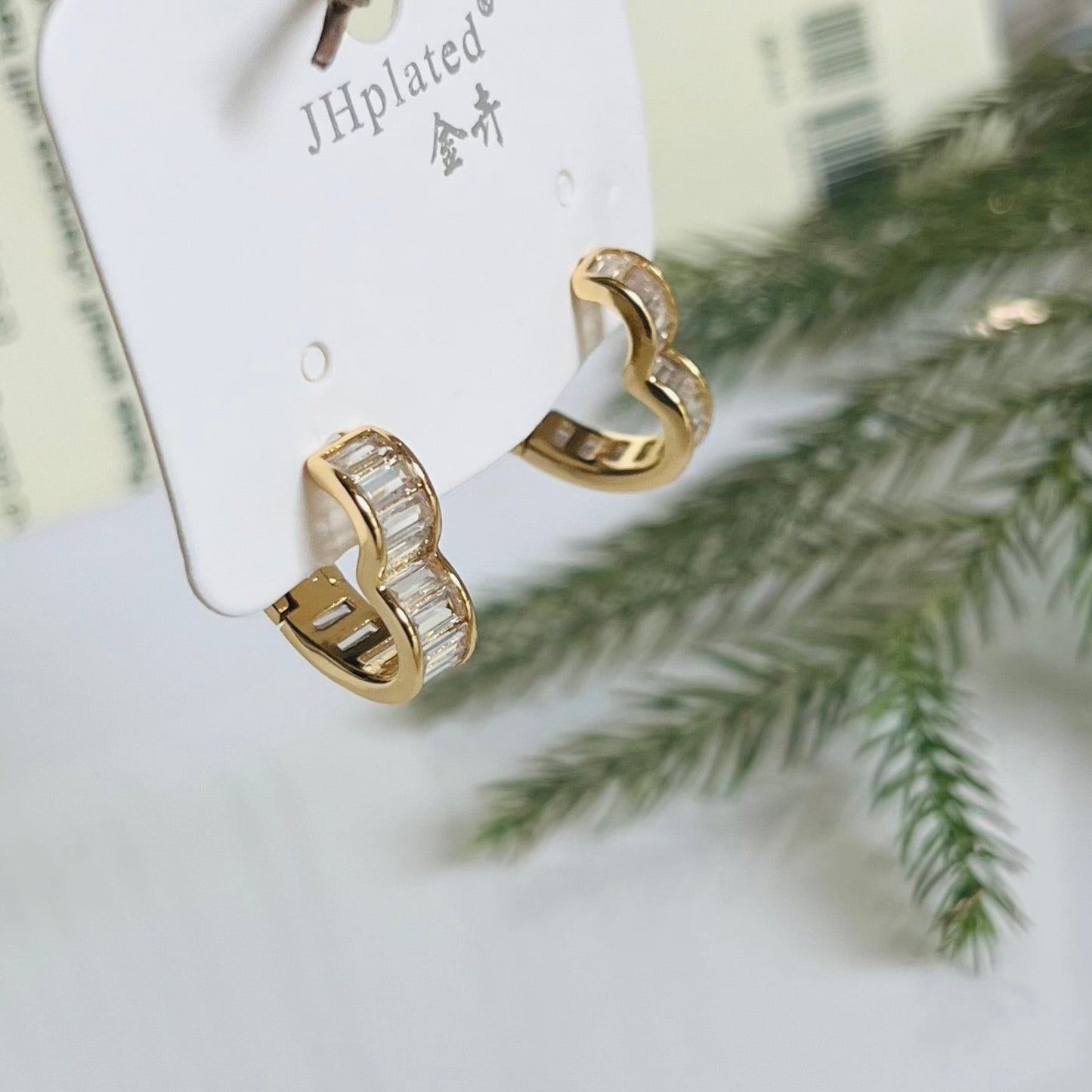 Urban Gold Heart Hoops